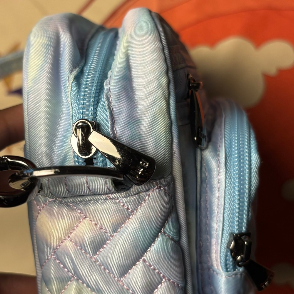 Lug Carousel Crossbody Bag Pastel Mystic Seaglass RFID Quilted Shoulder Bag Blue - Picture 8 of 16
